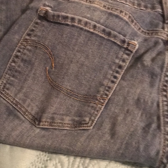❤️ (8) Ladies Levi’s jeans size 10 medium 30 x 30Cute hair, stretchy material. - Picture 6 of 10
